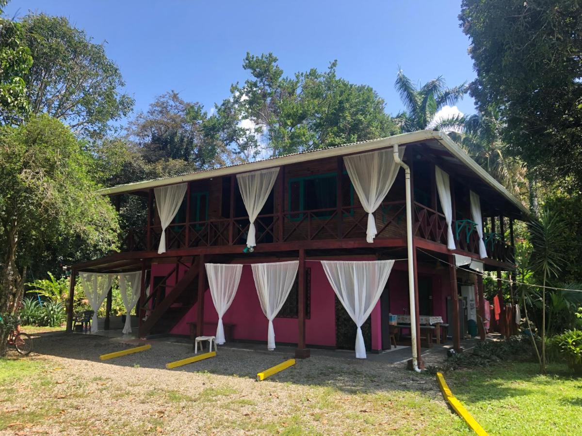 Aldina S Guest House Cahuita Dış mekan fotoğraf