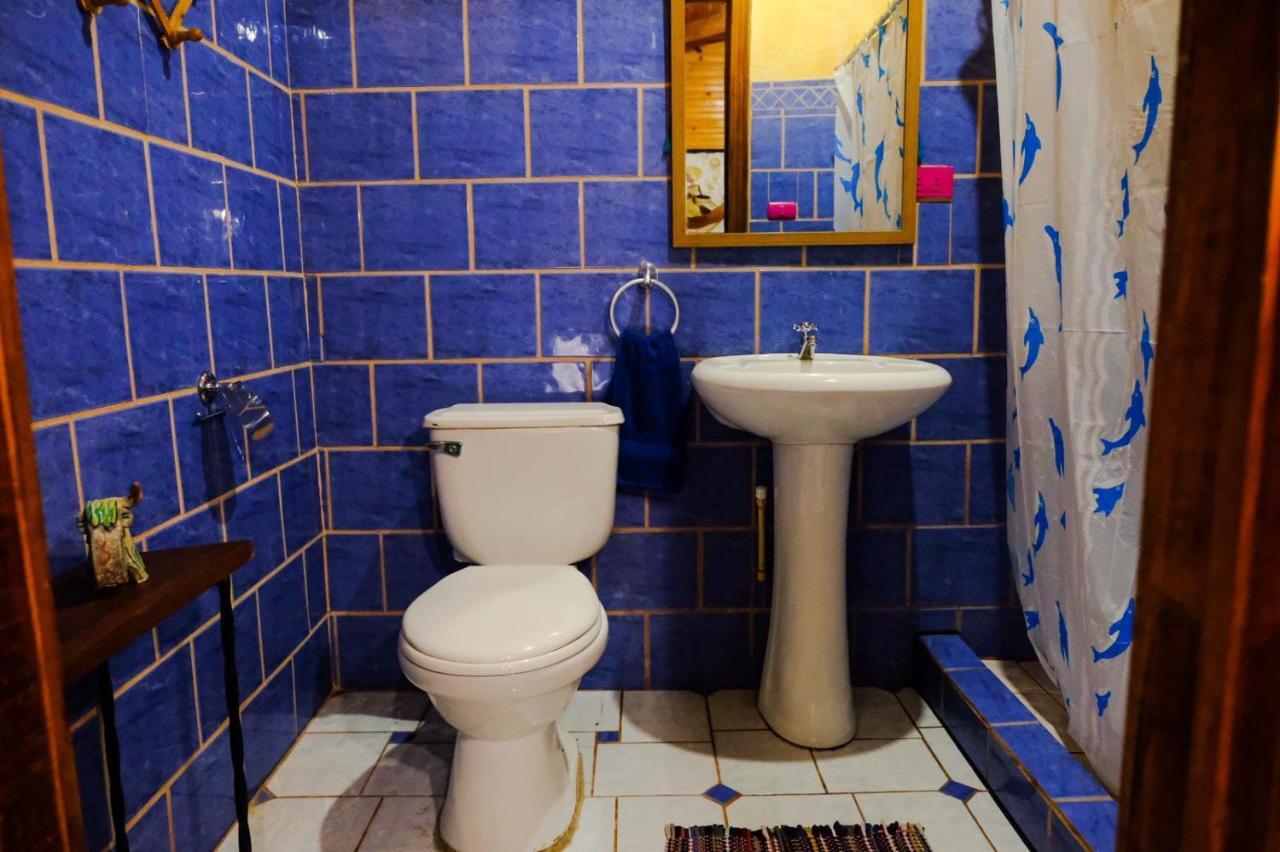 Aldina S Guest House Cahuita Dış mekan fotoğraf