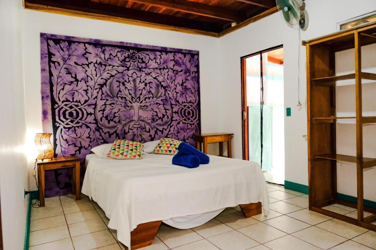 Aldina S Guest House Cahuita Dış mekan fotoğraf