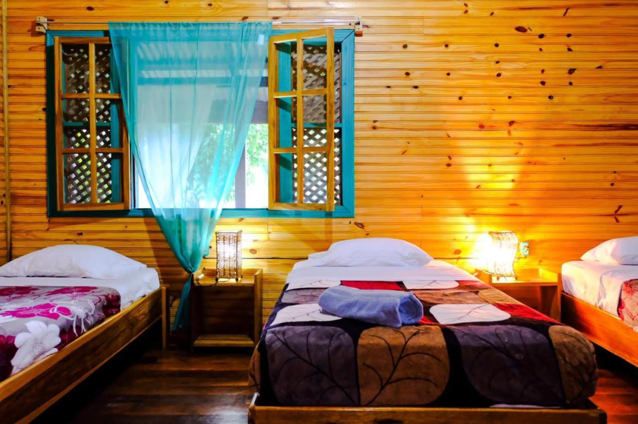 Aldina S Guest House Cahuita Dış mekan fotoğraf