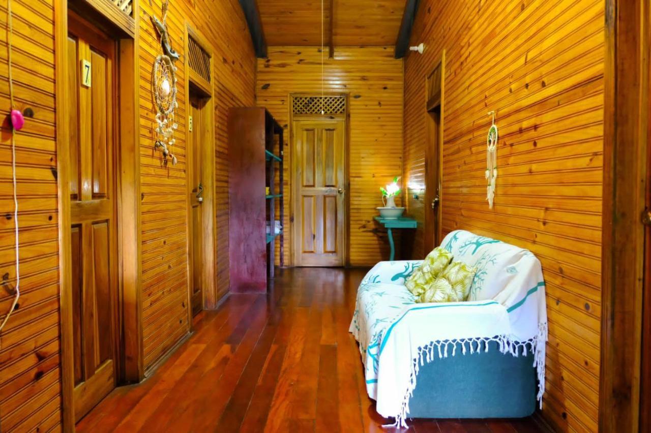 Aldina S Guest House Cahuita Dış mekan fotoğraf