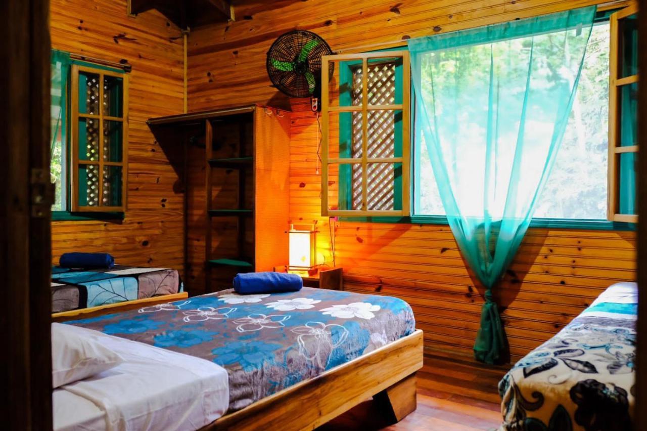 Aldina S Guest House Cahuita Dış mekan fotoğraf
