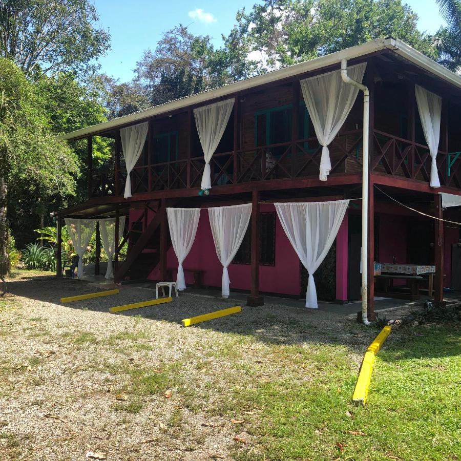 Aldina S Guest House Cahuita Dış mekan fotoğraf